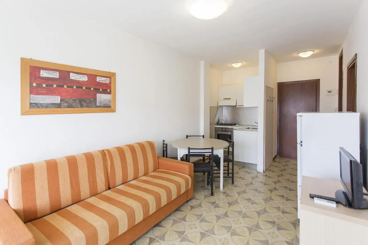 Benelux Daire Lido di Jesolo 0*,  İtalya