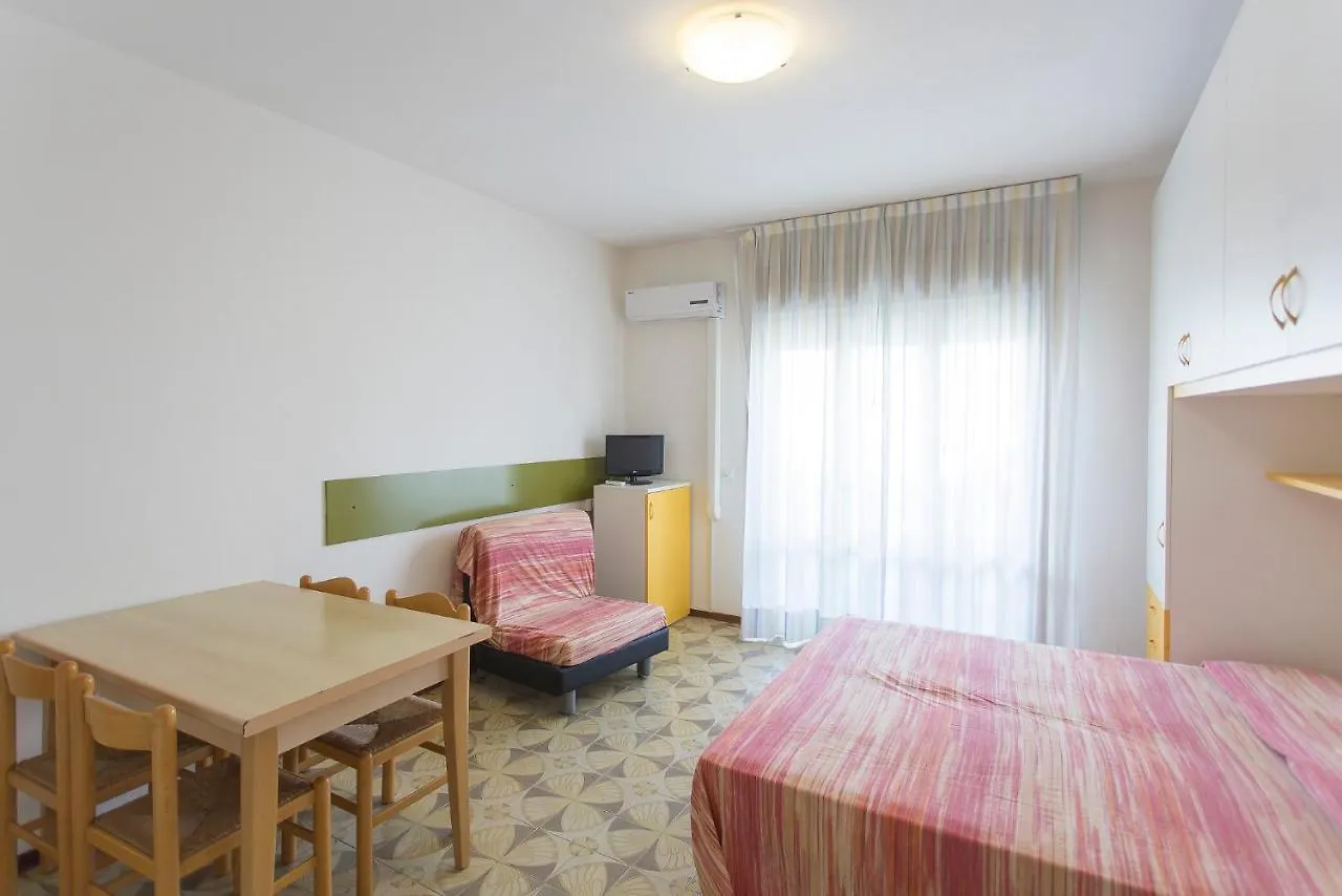 Benelux Daire Lido di Jesolo 0*,